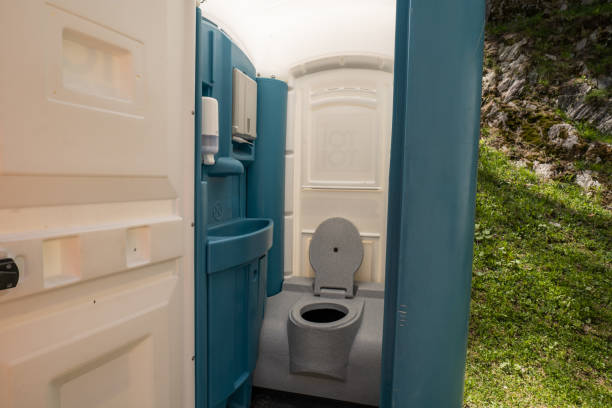 Best Portable restroom solutions  in Meron Park, CA